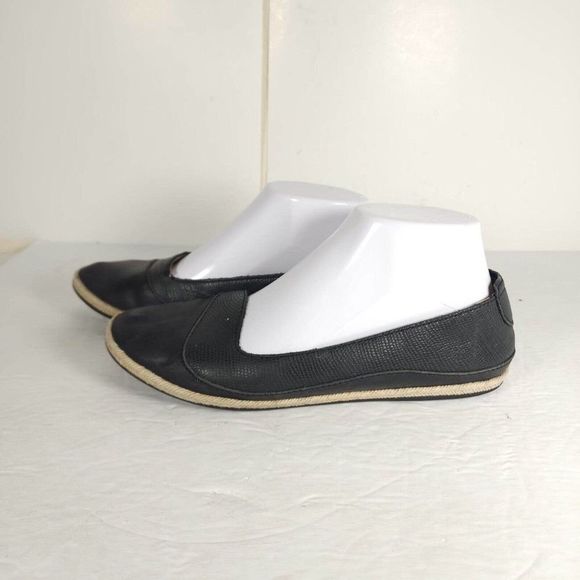 OluKai Shoes - Olukai Women's Lino US 7,5 Black Pebble Leather Slip On Loafer Flats Shoes